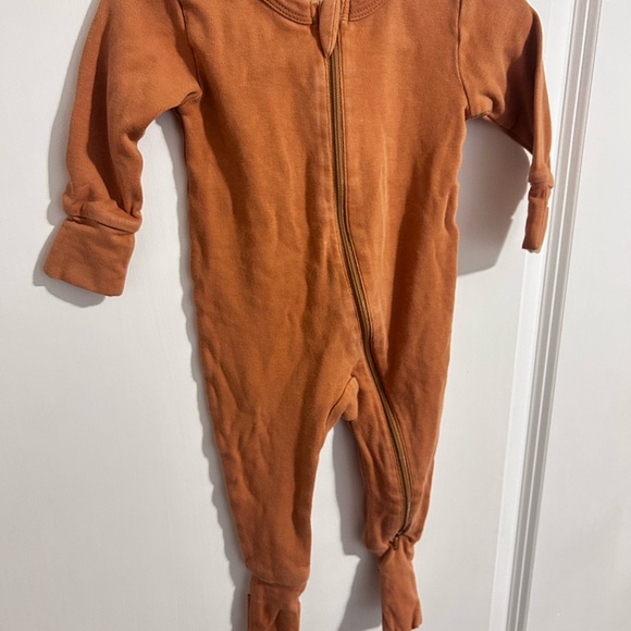 Cozy Terracotta Kids Footie - Picture 2 of 4